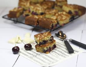 Blondies aux cerises