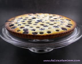 Financier géant aux myrtilles