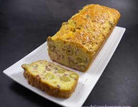 Le cake aux olives et au Comté