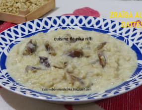 Émietté de galette au lait et aux dattes