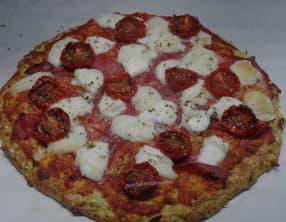 Pizza à la pâte à la courgette