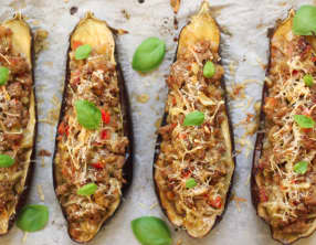 Aubergines farcies au four