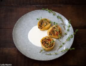 Fleischschnacka au reste de ratatouille et sauce crémeuse au chèvre frais