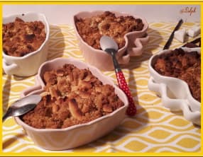 Crumble à la mangue et noix de coco