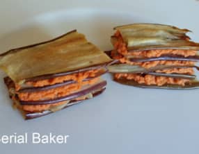 Mille-feuille d'aubergine à la crème cajou-poivron