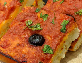 Pizza carrée ou pizza algérienne