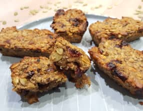 Barres de céréales aux graines de courges et cranberries