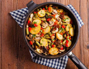 Poêlée de pomme de terre et légumes d'été