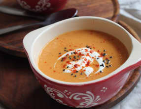 Bisque aux tomates et pois cassés