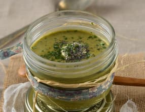 Soupe de fanes de carottes et fromage frais