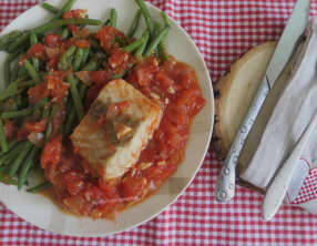 Filet de lieu noir en sauce tomate épicée