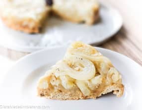 Tarte tatin aux oignons et épices