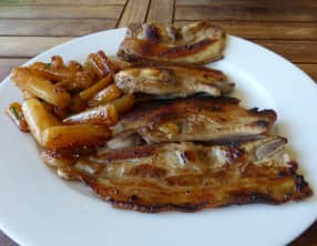 Plancha de poitrine de porc au sirop d'érable