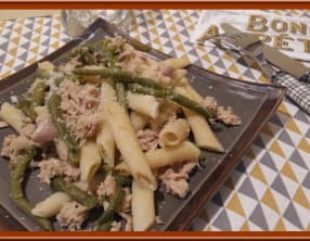 Penne aux haricots verts et thon