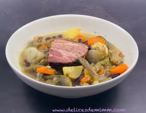 Soupe-repas au lard fumé