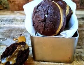 Sandwichs de cookies fourrés au caramel