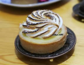 Tartelettes à la compote de poires meringuées