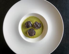 Saint-jacques à la truffe sur crème de céleri