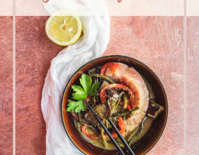 Curry de saumon thaï avec légumes