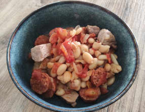 Cocotte de porc au chorizo et haricots blancs