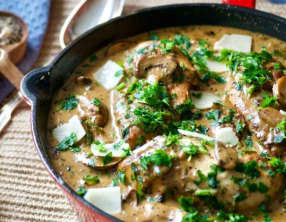 Poulet à la crème aux champignons