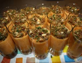 Mousse de potiron et son crumble de lard au persil