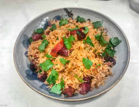 Riz sauté aux olives et aux tomates séchées