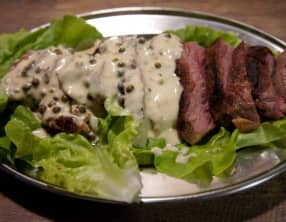 Magret de canard au poivre vert