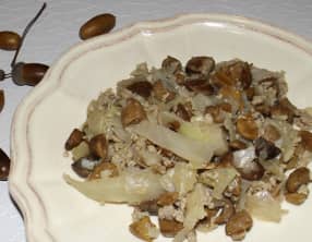 Poêlée de chou vert aux glands