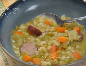 Soupe de pois cassés et orge perlé
