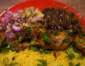 Cari de poulet sans tomates traditionnel