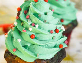 Cupcake sapins de Noël framboises pistache