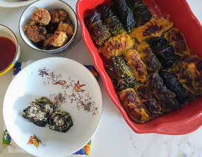 Choux farcis à la chair à saucisse et au borek