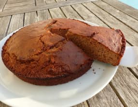 Gâteau corse à la farine de châtaigne et aux noix