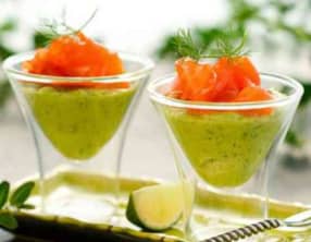 Verrines légères d'avocat et saumon fumé