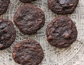 Cookies chocolat, cacahuètes et sauce soja