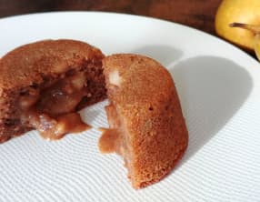 Mi-cuit coulant crème de marron, poire et rhum