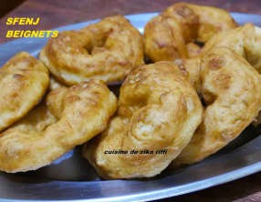 Beignets à la semoule et aux oeufs