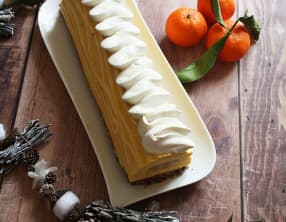 Bûche mangue coco et pommes caramélisées