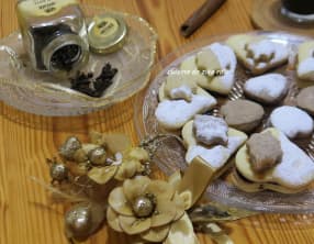 Biscuits sablés cannelle girofle chocolat et confiture d'orange