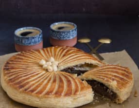 Galette des rois noisette et café