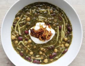 Ash-e Reshteh Soupe iranienne traditionnelle