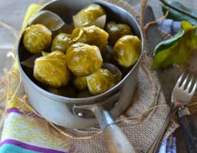 Choux de Bruxelles et oignons sauciers glacés