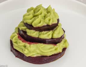 Sapin de betterave à l'avocat