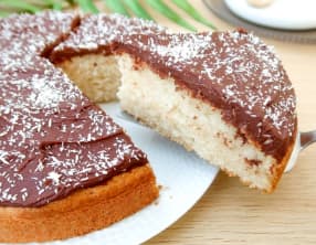 Gâteau à la noix de coco et sa ganache chocolat