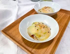 Salade japonaise de chou-rave et radis red meat