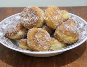 Beignets au yaourt et au sucre