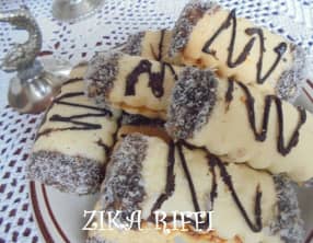 Biscuits fondants rwina et poudre d'amande