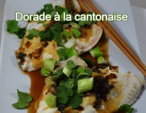Daurade à la cantonaise