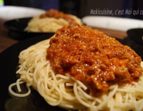 Sauce bolognaise relevée, sucrée, salée
